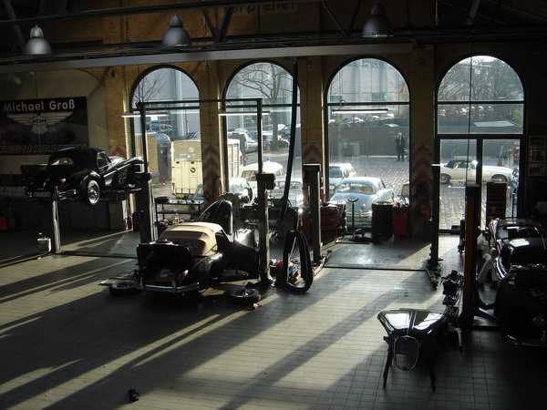 Klicken Sie auf das Bild um zur Uebersicht zurueck zu gelangen..